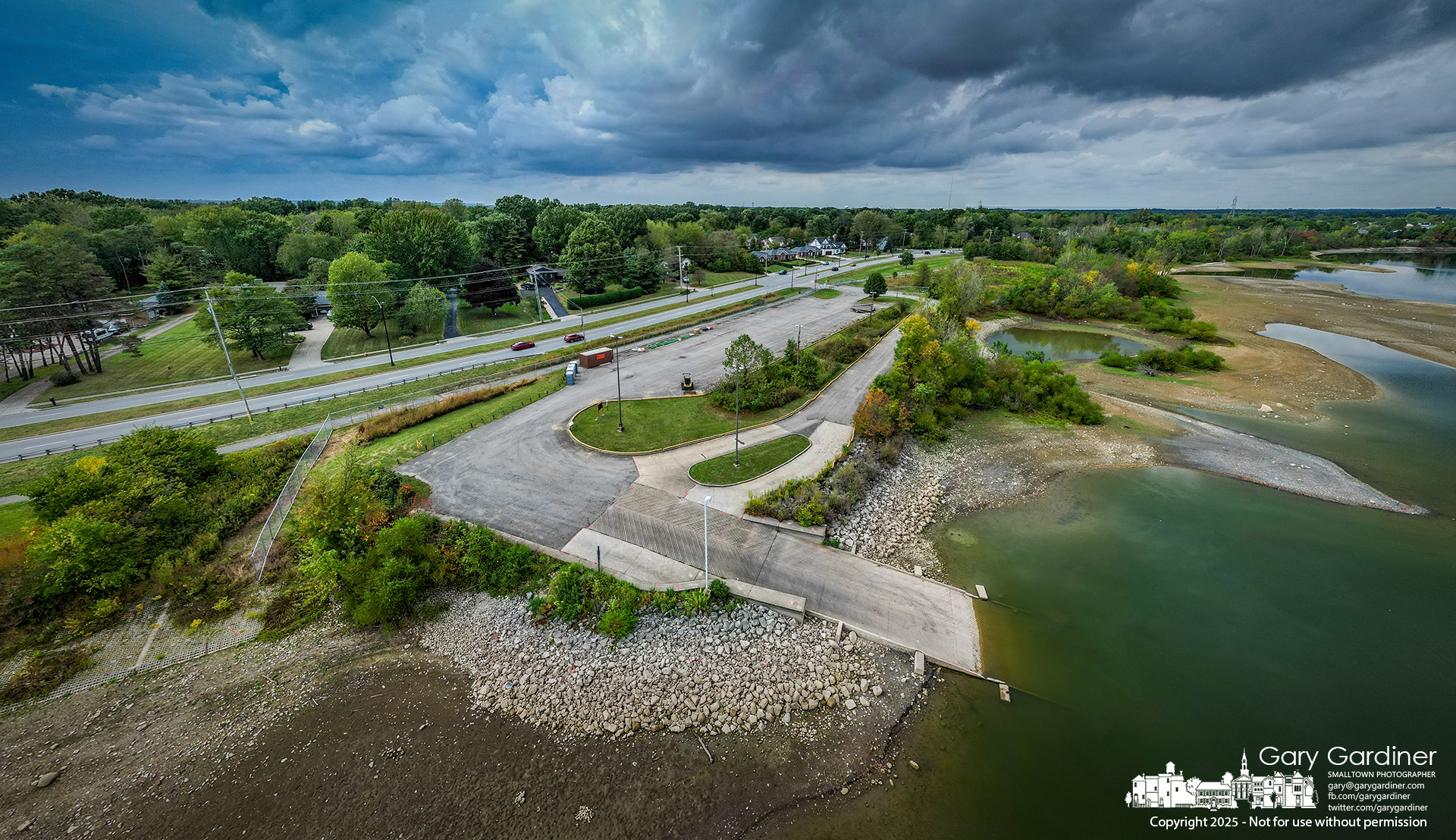 The Walnut Boat Ramp at Hoover Reservoir has closed until spring 2026 for a major renovation that will add wider ADA-accessible docks, restore a long-missing second dock, improve parking and drop-off access, and reinforce the eroded shoreline, while in Uptown Westerville a rented box truck severely damaged Middlefield Bank’s low-clearance drive-through canopy—an all-too-familiar crash that comes just days after the city finalized its land-swap deal to redevelop the site.