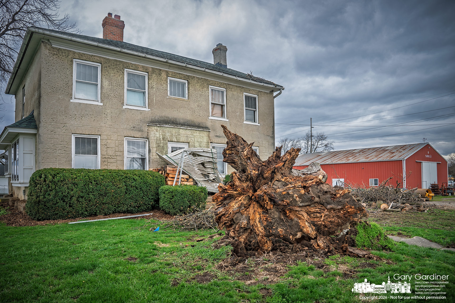 yarnell-tree-down-house-2026-03-16-17133.nef